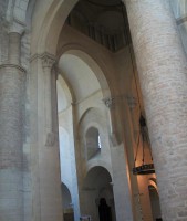 /album/galleria-foto-abbaye-saint-philbert-tournus-buorgogne/tourn-4-jpg/